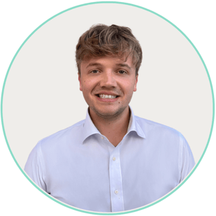 Headshots_Round_Harry W