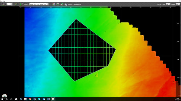 Base Map with selection filled by polygon, Inverted